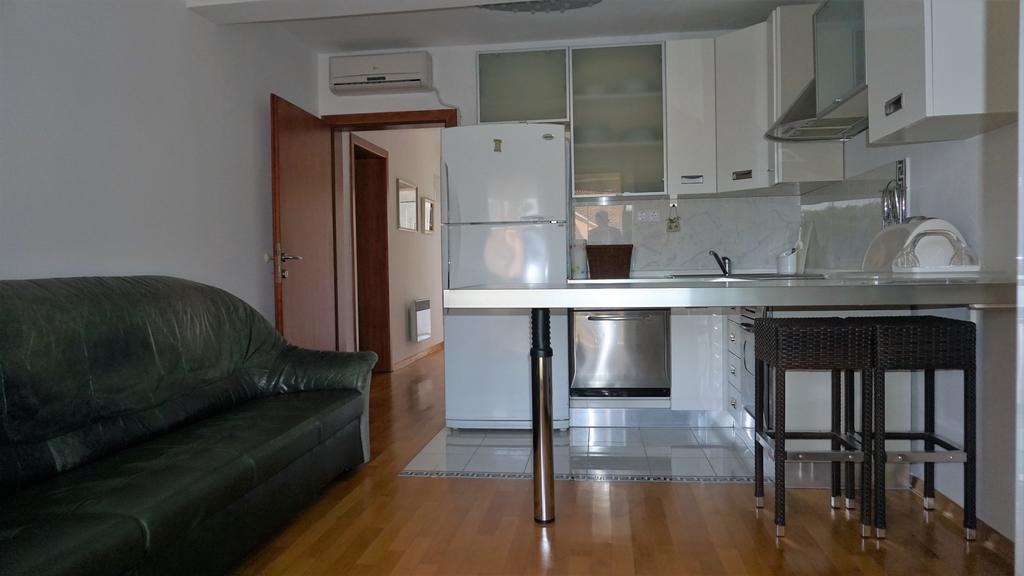 Apartmani Gaj マリンスカ エクステリア 写真