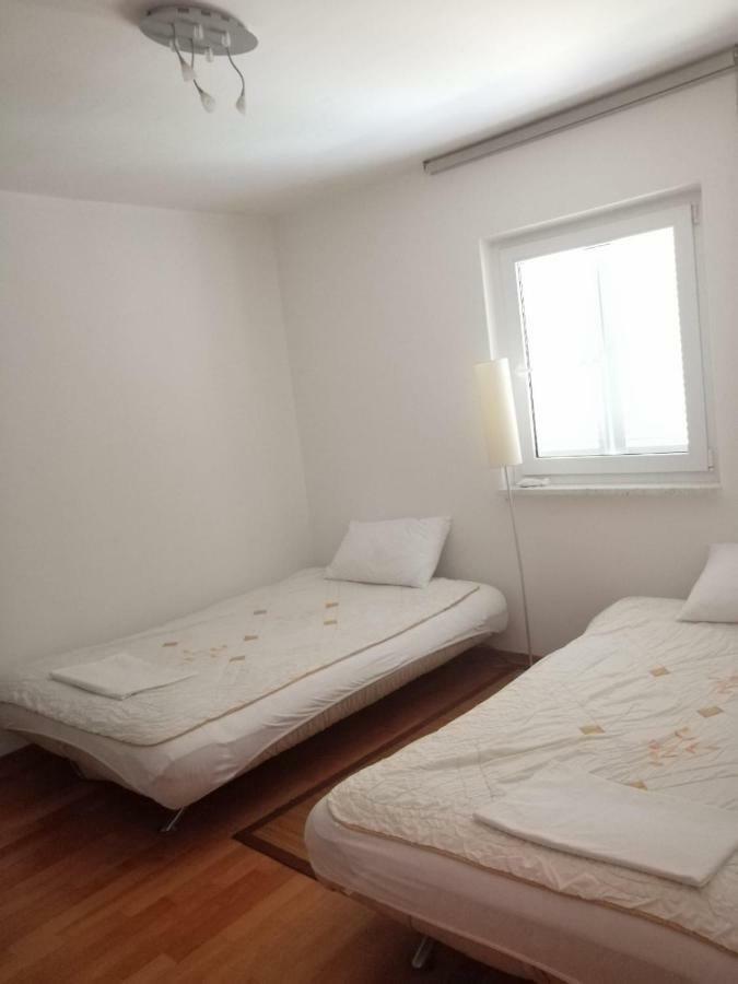 Apartmani Gaj マリンスカ エクステリア 写真
